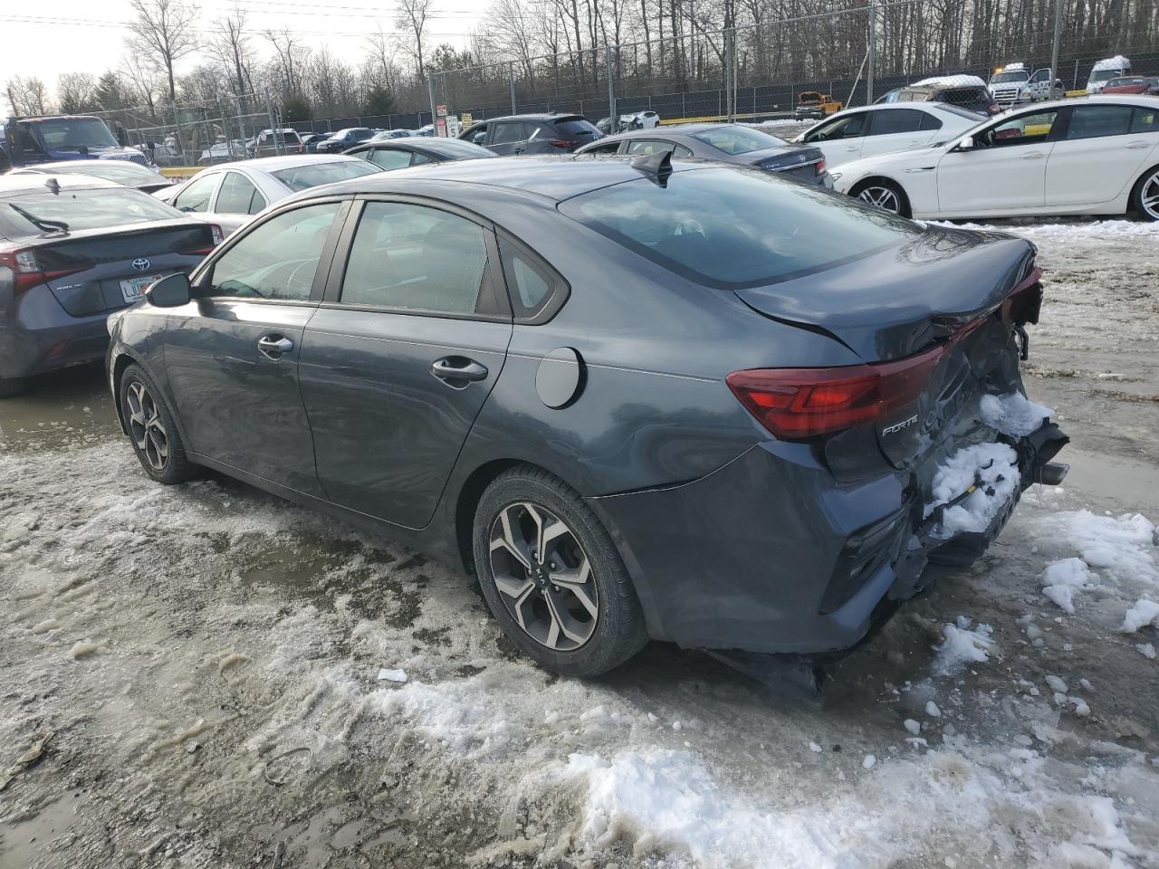 2021 Kia Forte - Image 2