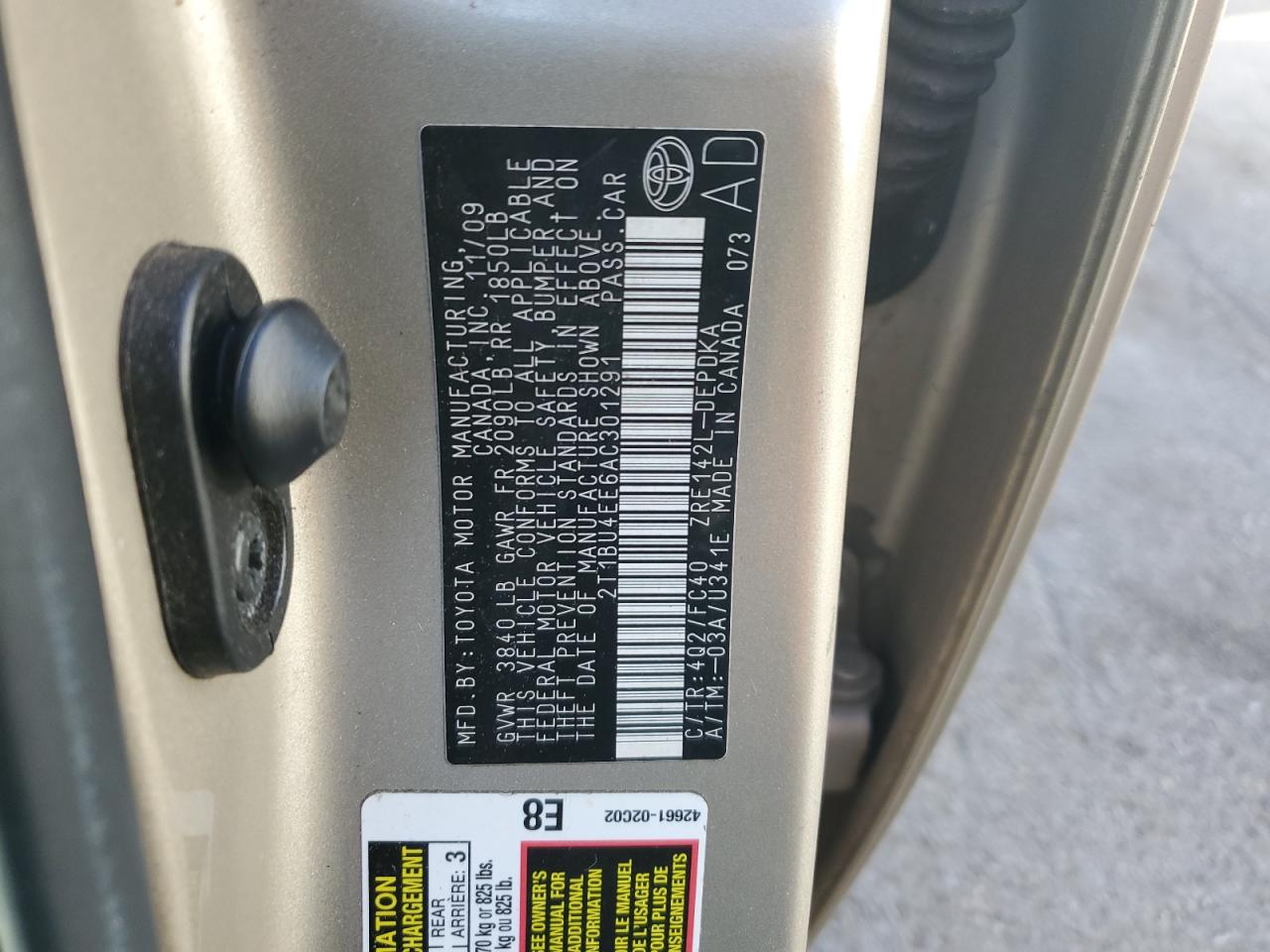 2010 Toyota Corolla - Image 12