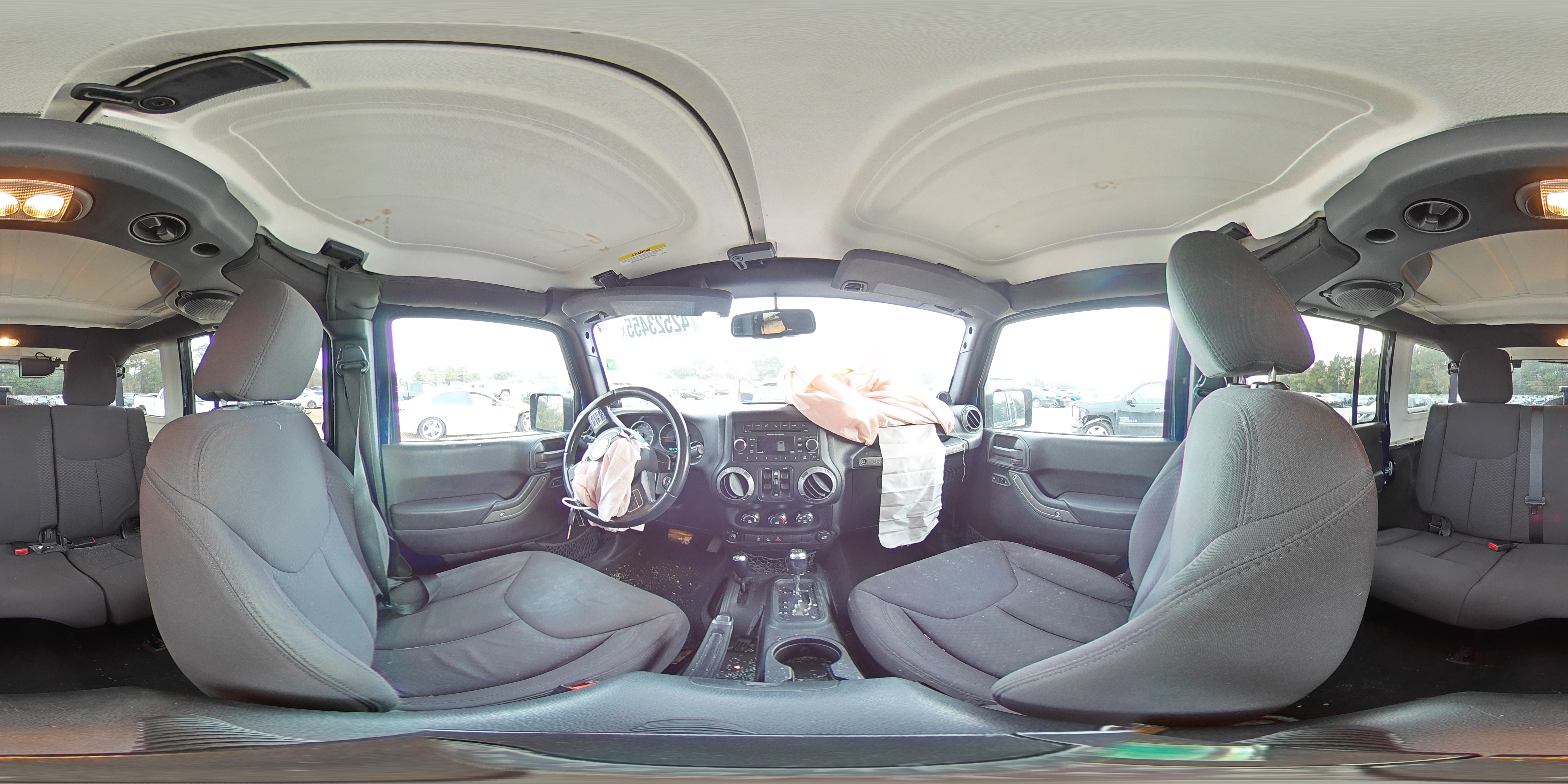 2013 Jeep Wrangler - Image 12