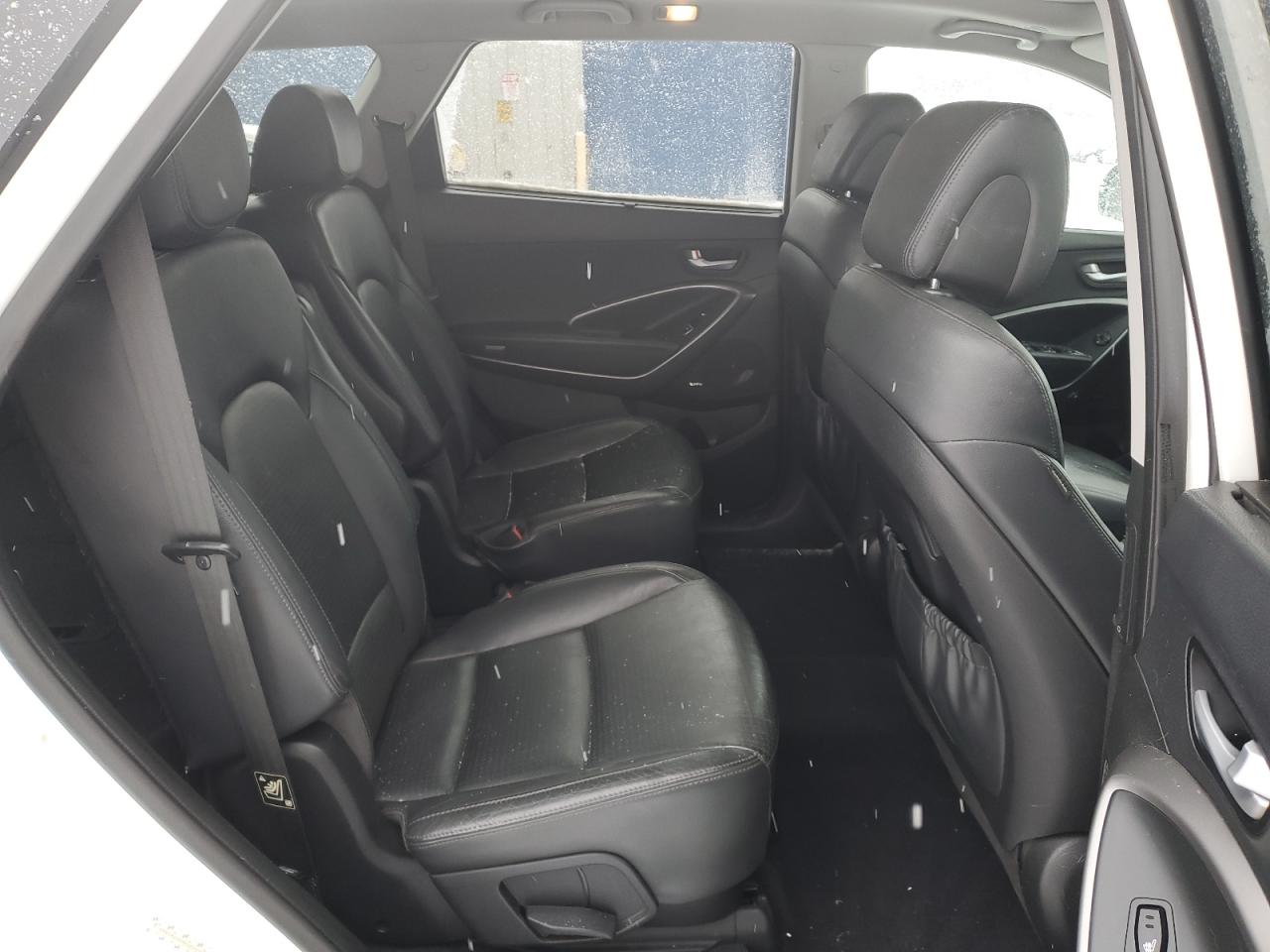 2014 Hyundai Santa Fe - Image 11