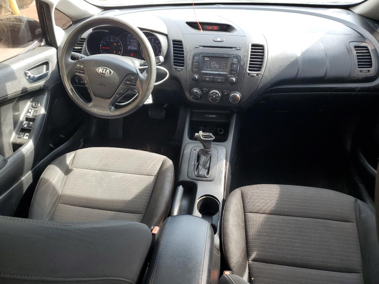 2016 Kia Forte - Image 8