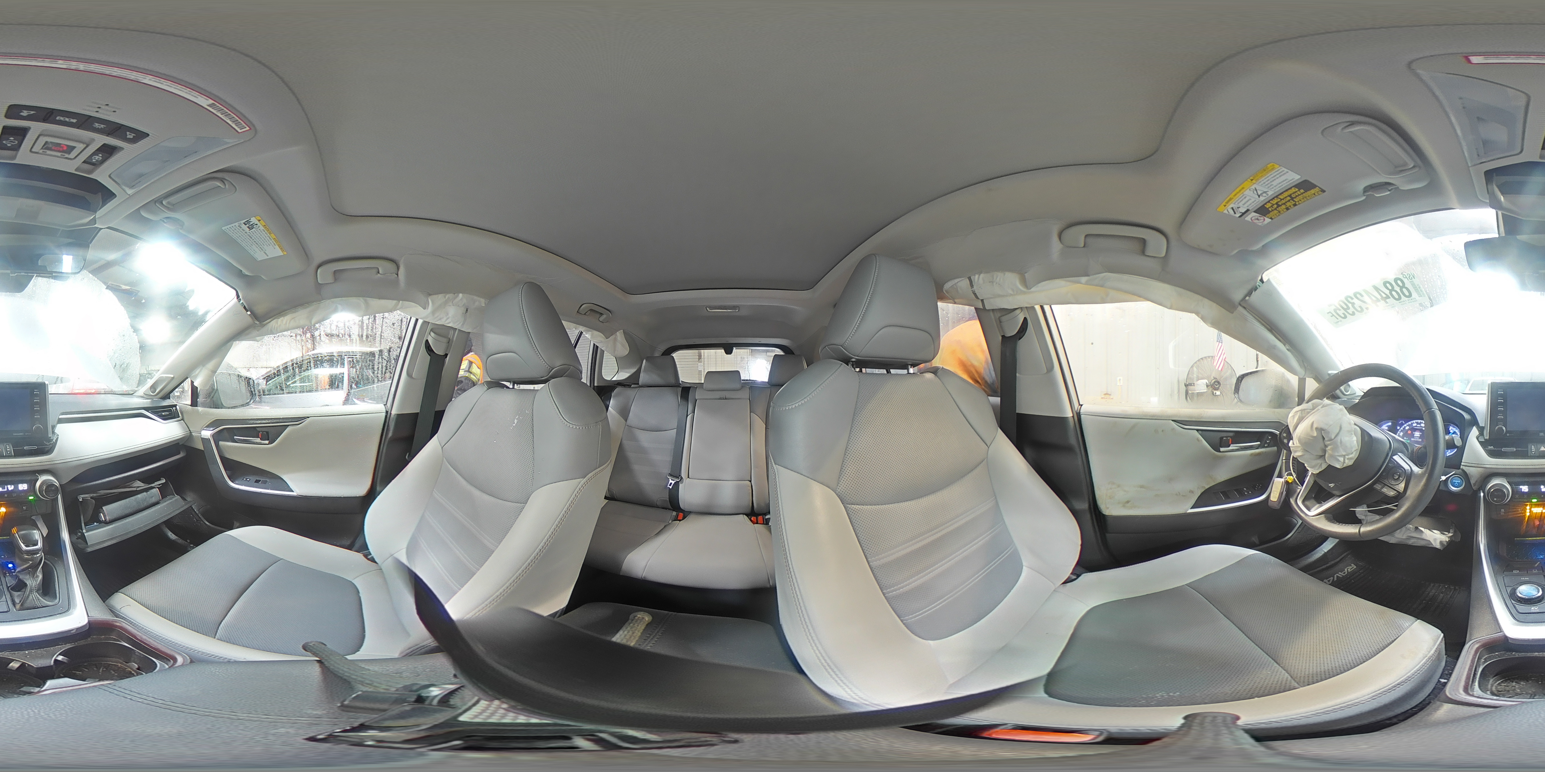 2020 Toyota RAV 4 - Image 14
