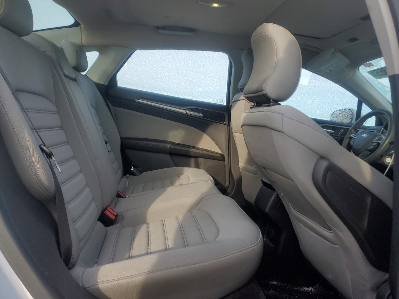 2015 Ford Fusion - Image 10