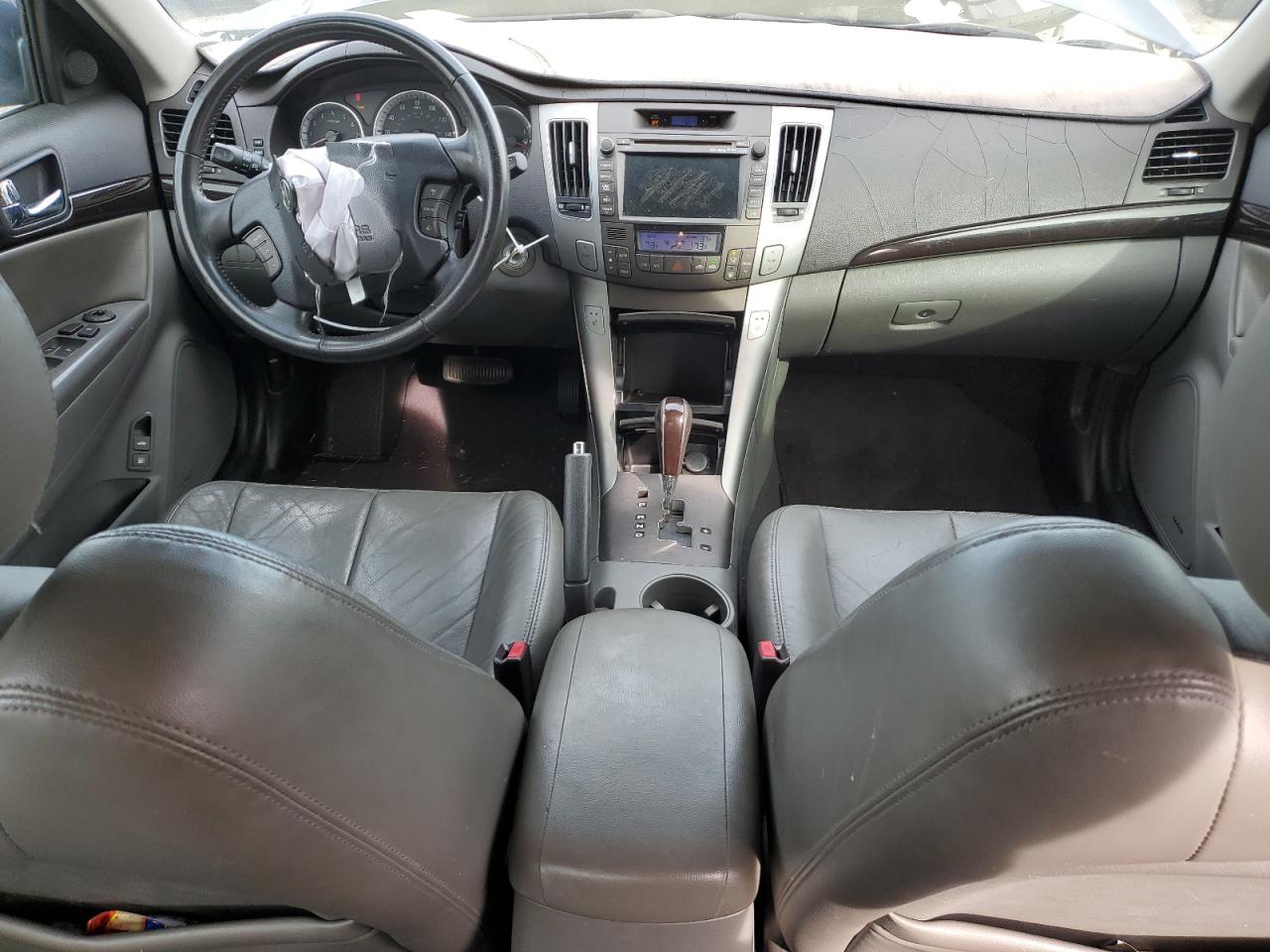 2009 Hyundai Sonata - Image 8