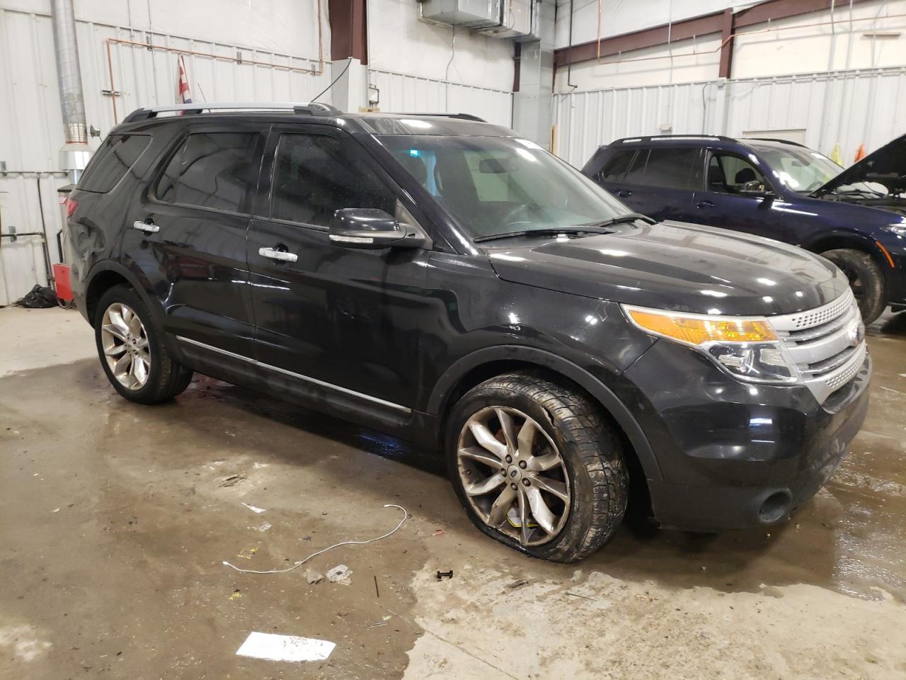2015 Ford Explorer - Image 4