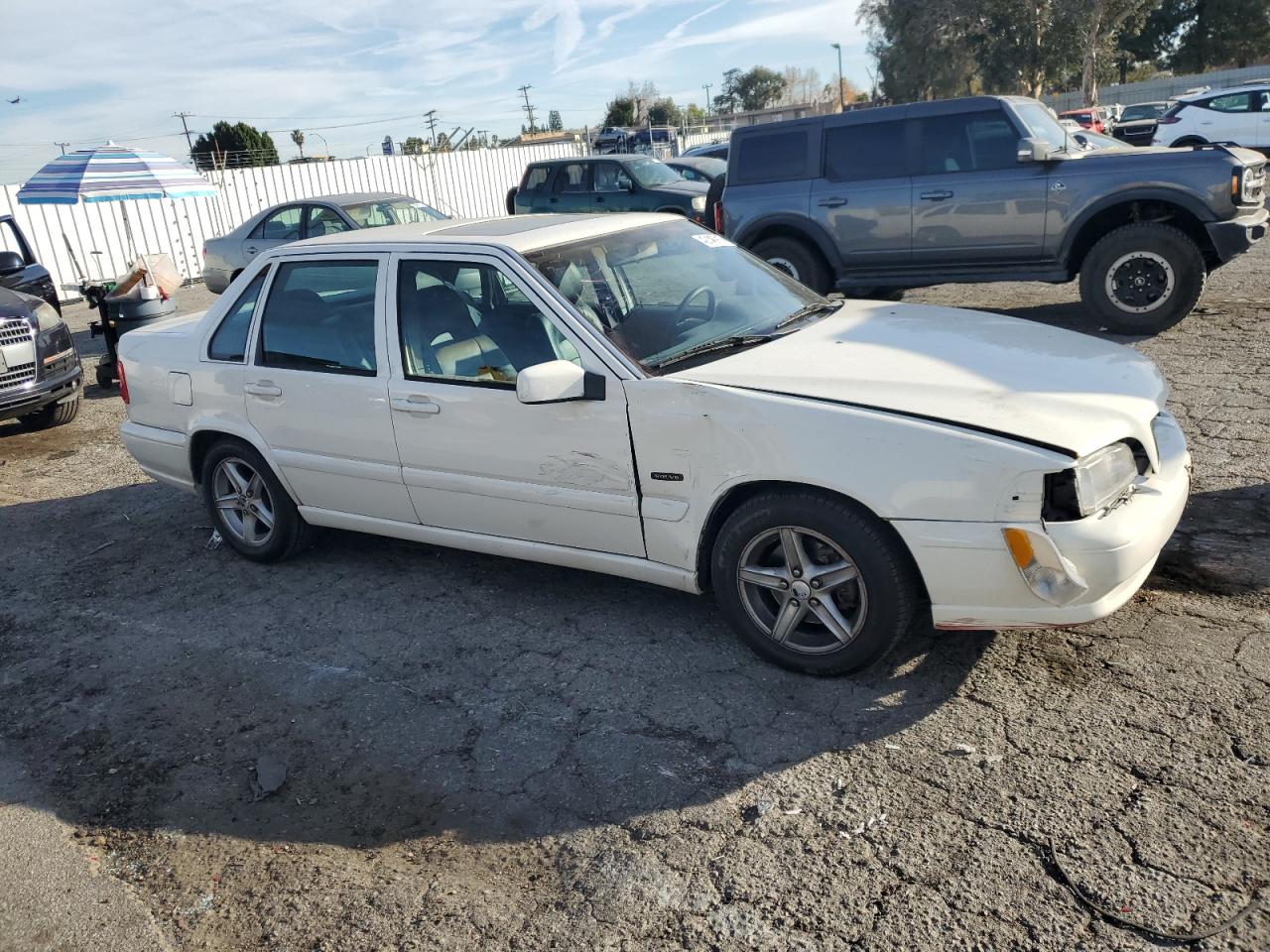 1998 Volvo S70 - Image 4
