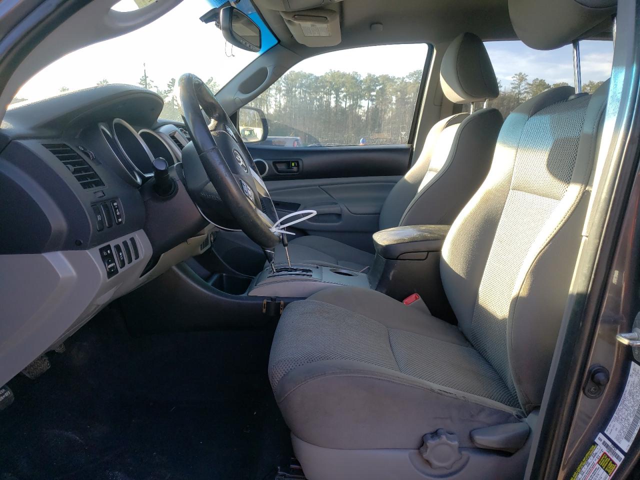 2012 Toyota Tacoma - Image 7