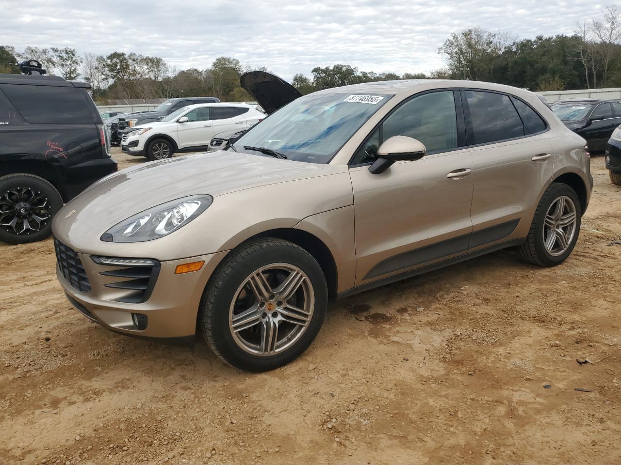 2017 Porsche Macan - Image 1