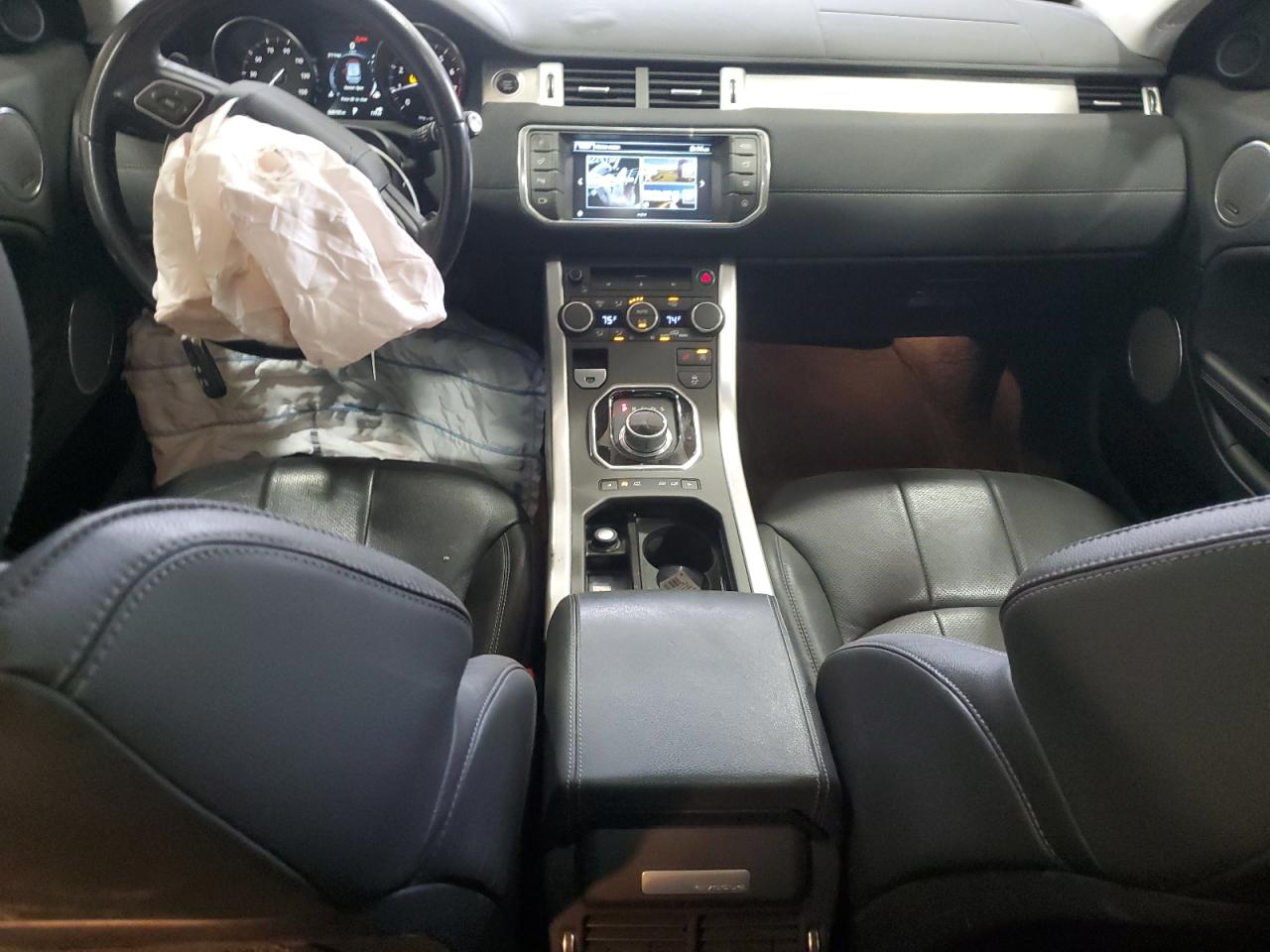 2016 Land Rover Range Rover - Image 8