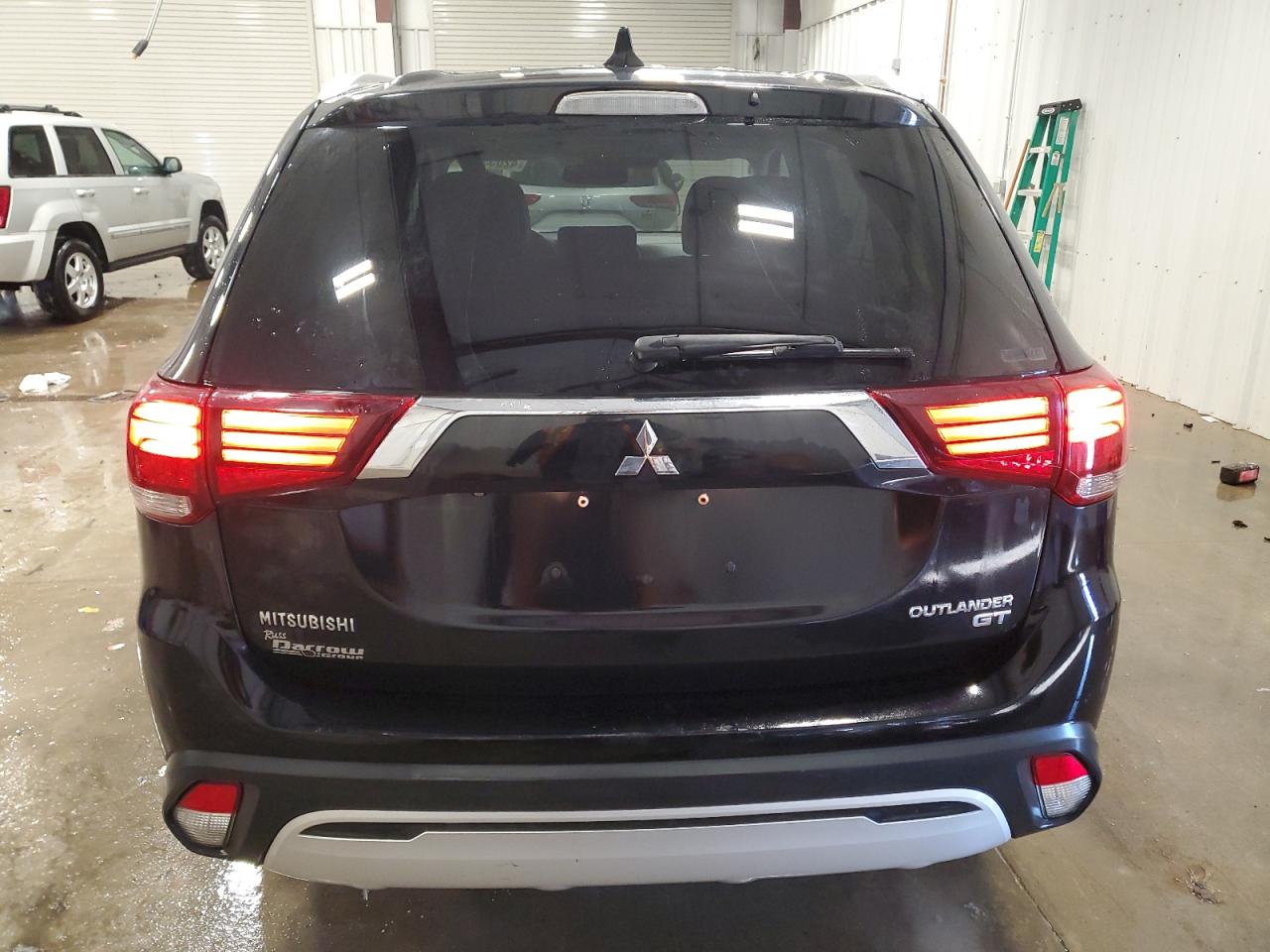 2019 Mitsubishi Outlander - Image 6