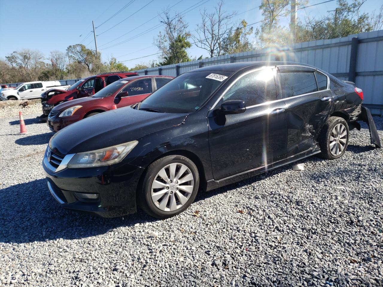 VIN 1HGCR3F96EA028558 2014 HONDA ACCORD no.1