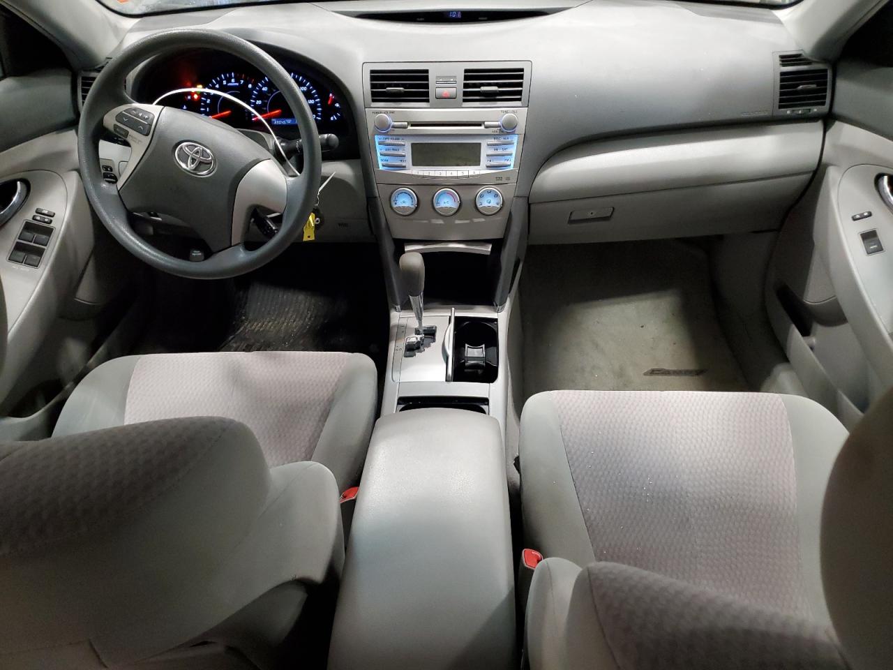 2010 Toyota Camry - Image 8