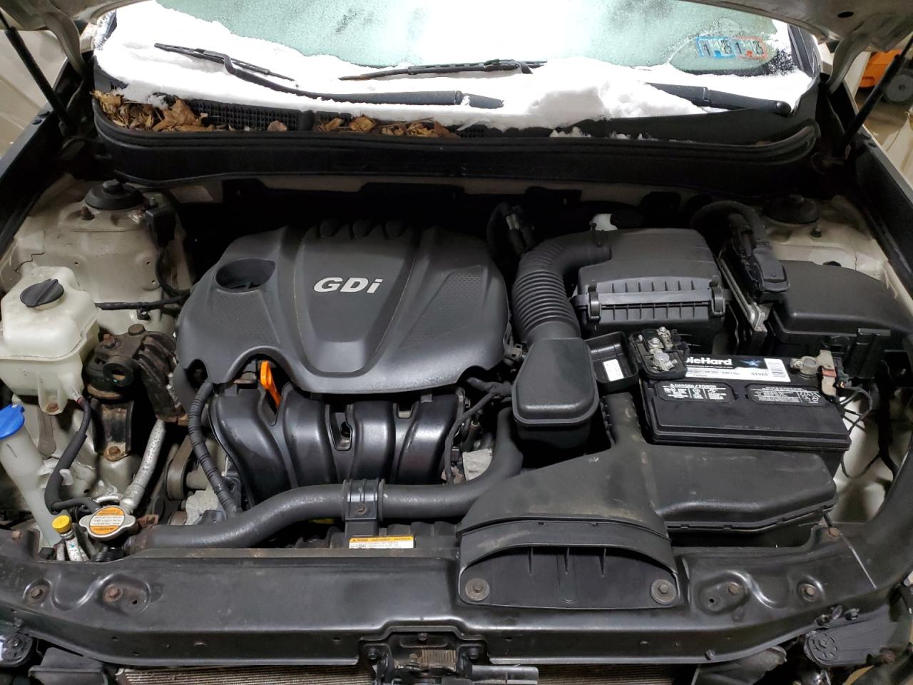 2012 Hyundai Sonata - Image 11
