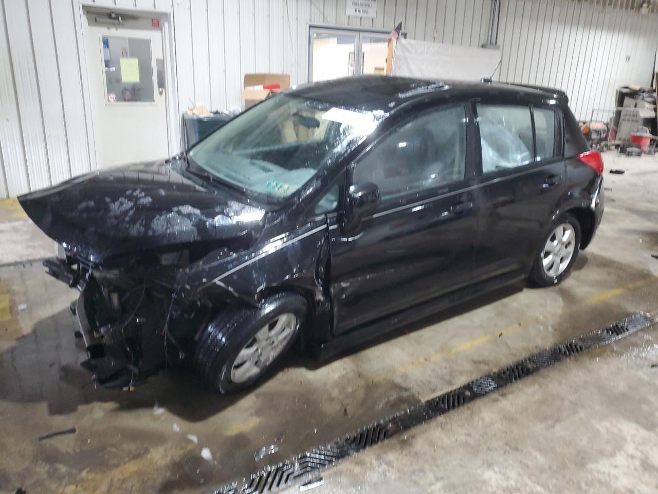 2008 Nissan Versa - Image 1