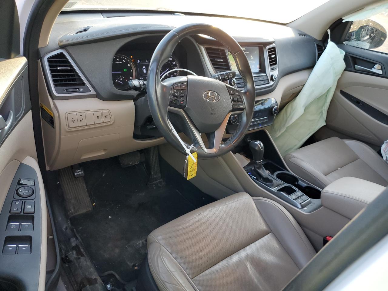 2016 Hyundai Tucson - Image 8