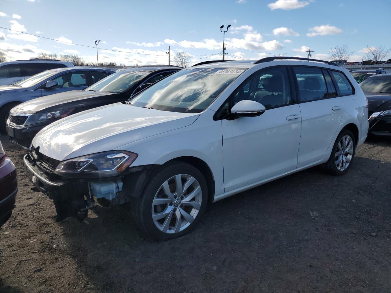 2019 Volkswagen Golf - Image 1