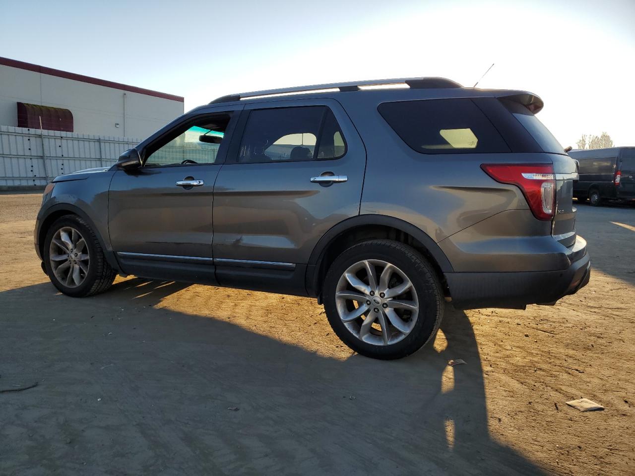 2012 Ford Explorer - Image 2