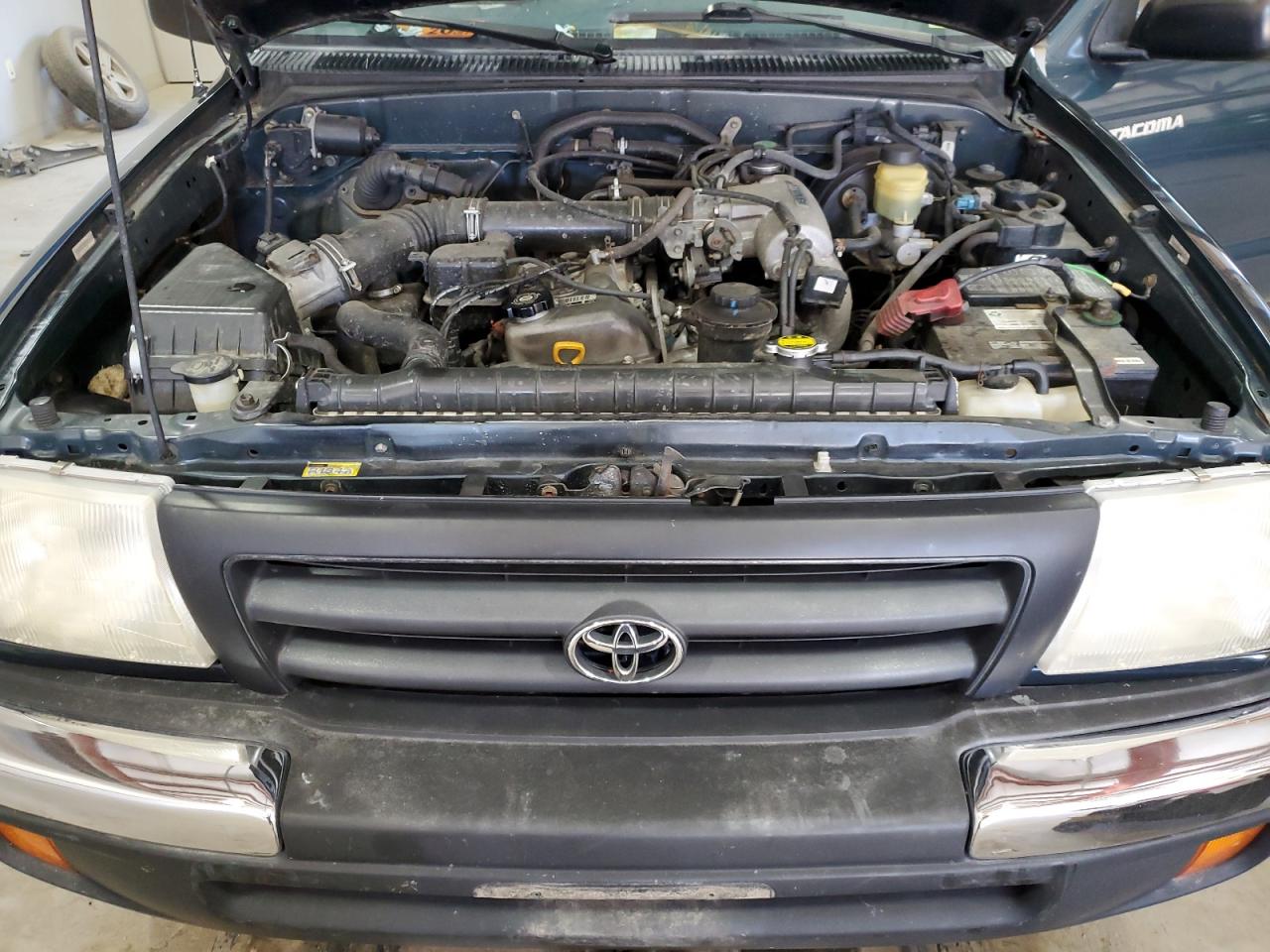 1998 Toyota Tacoma VIN: 4TAPM62N5WZ054618 Lot: 88480855