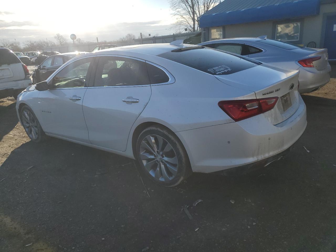 2018 Chevrolet Malibu - Image 2