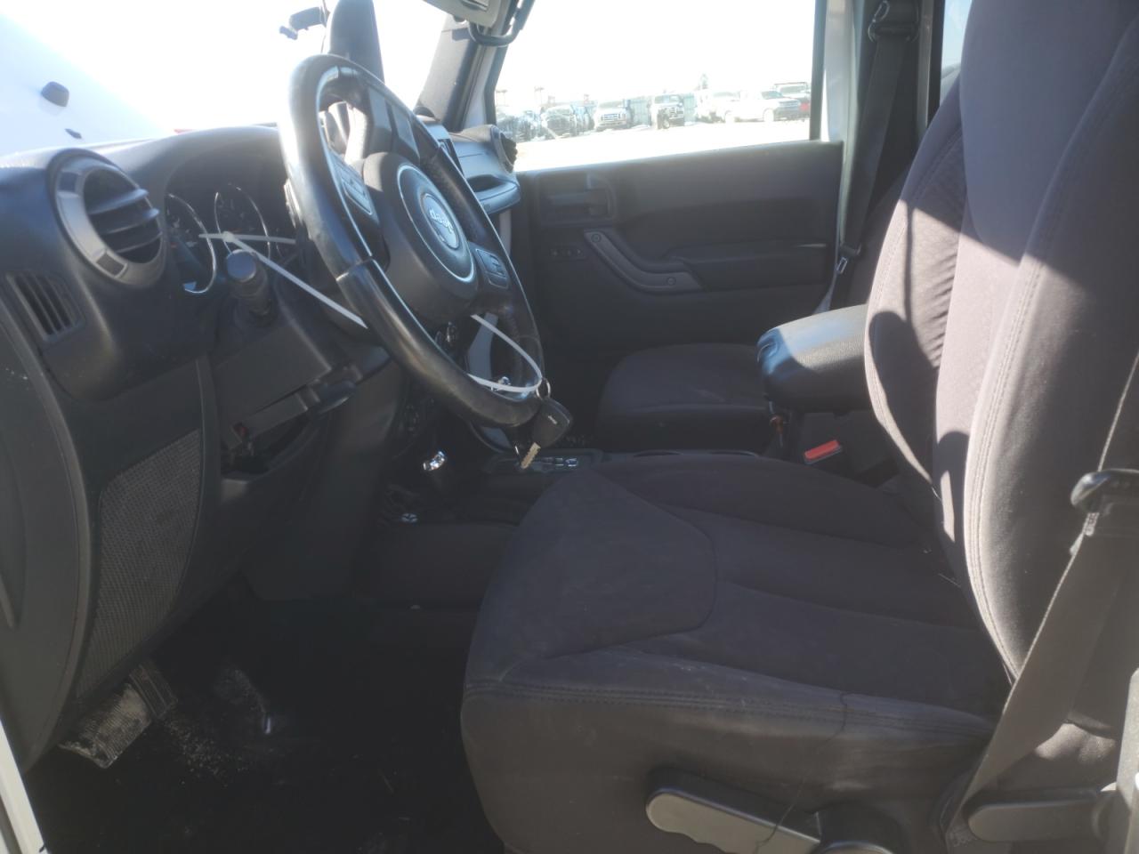 2013 Jeep Wrangler - Image 7