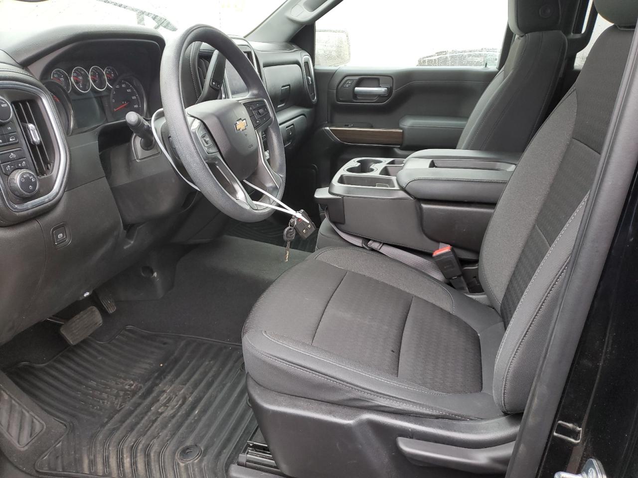 2020 Chevrolet Silverado - Image 7