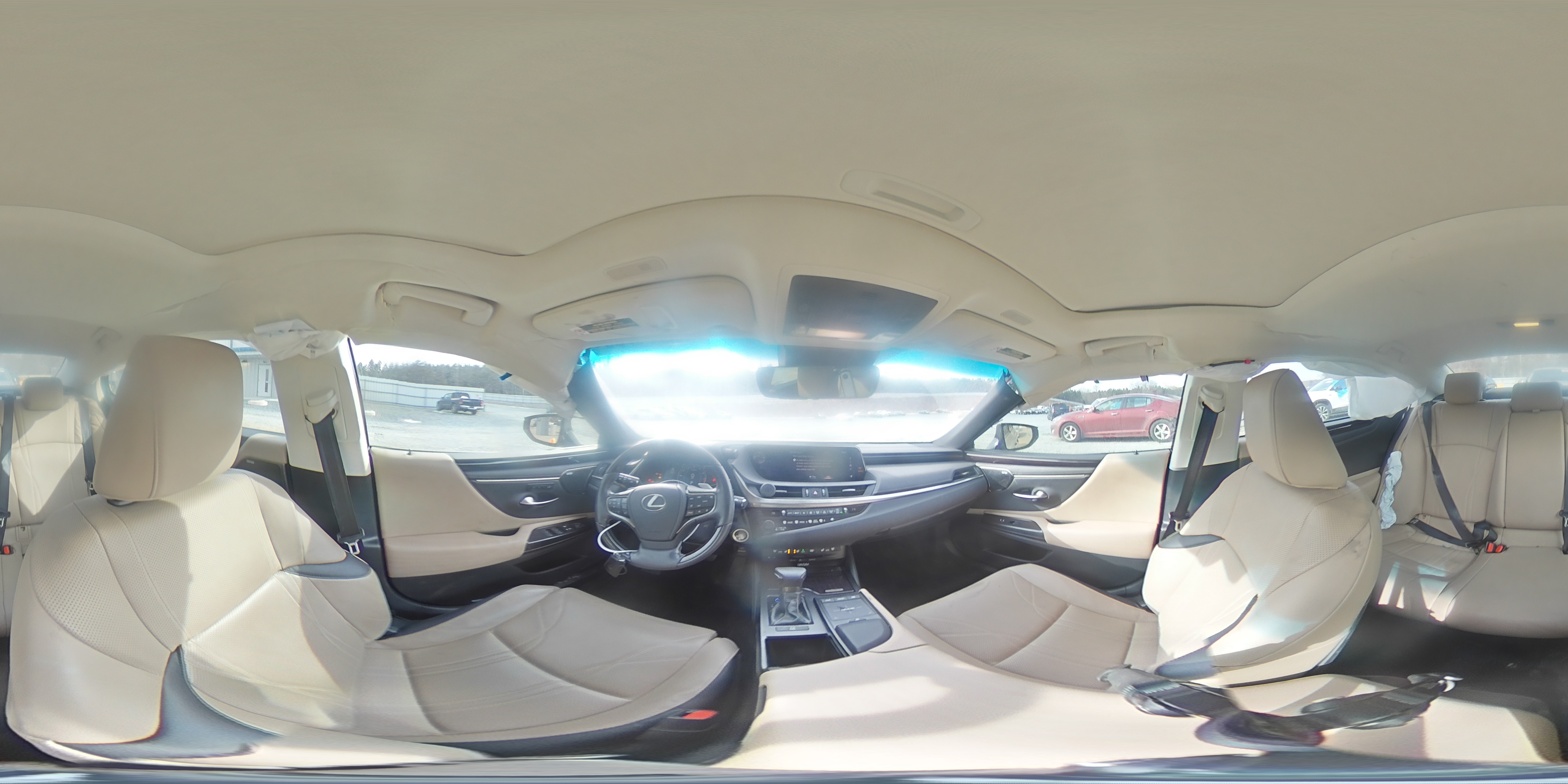 2019 Lexus ES - Image 13