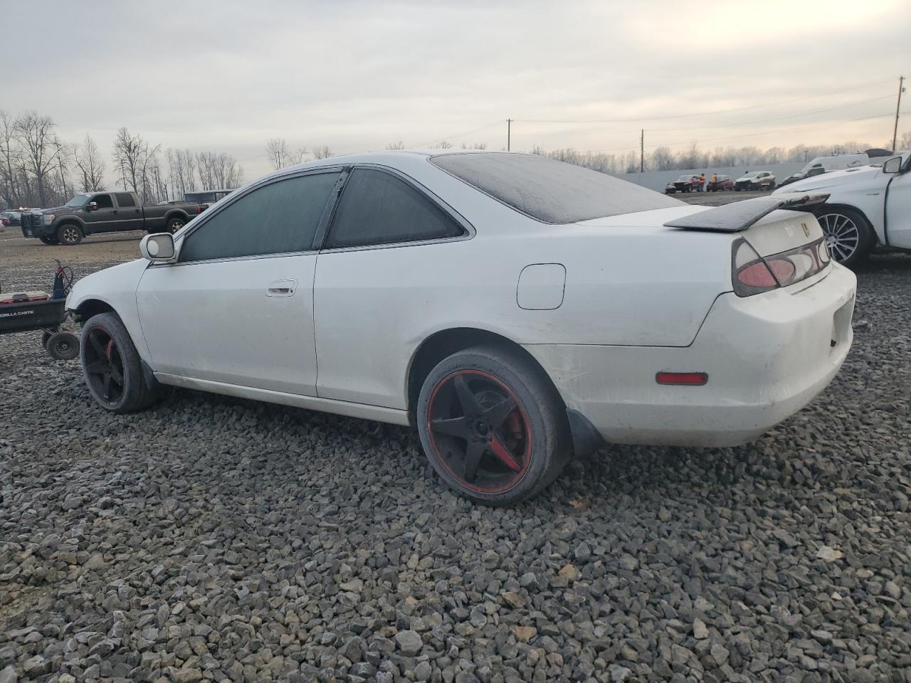 2000 Honda Accord - Image 2