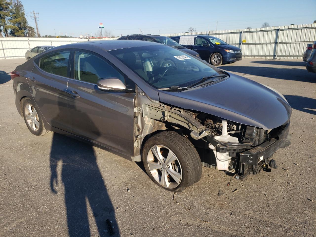 2016 Hyundai Elantra - Image 4