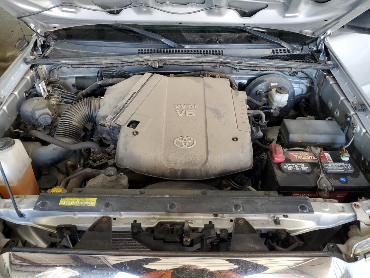 2012 Toyota Tacoma - Image 11
