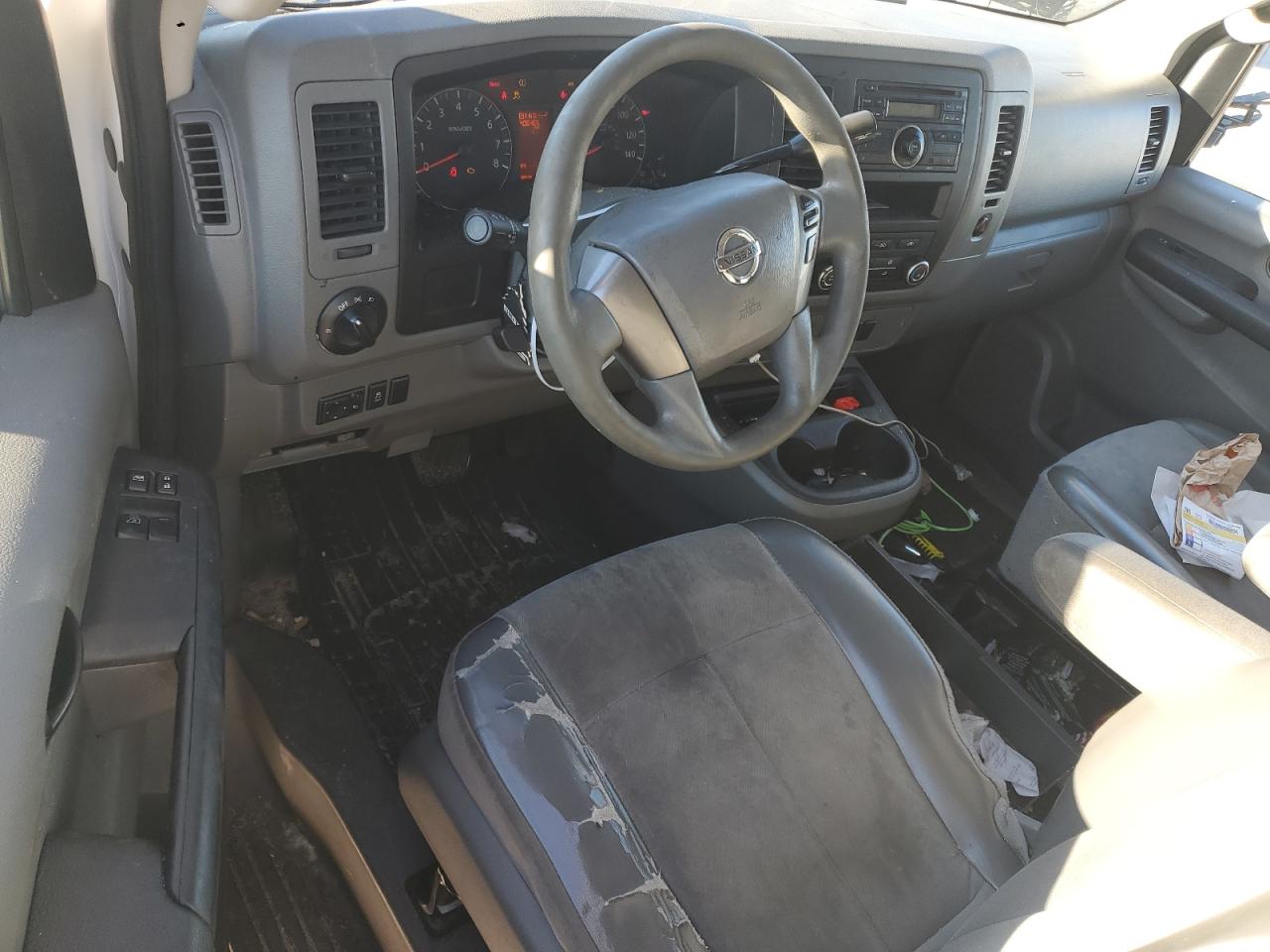 2014 Nissan NV - Image 8