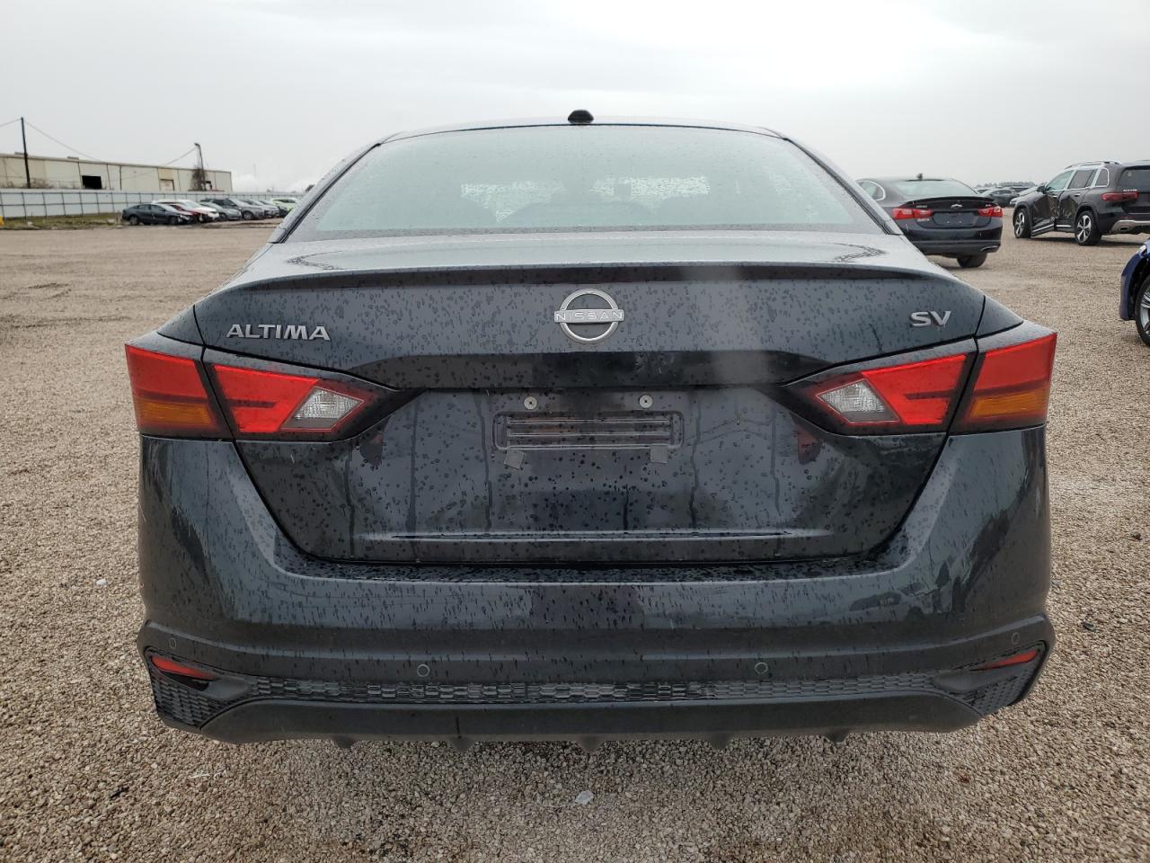 2024 Nissan Altima - Image 6