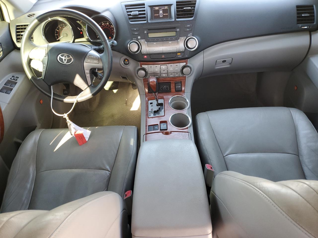 2008 Toyota Highlander - Image 8