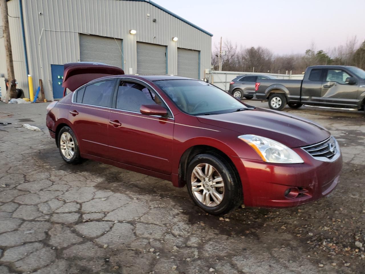 2012 Nissan Altima - Image 4