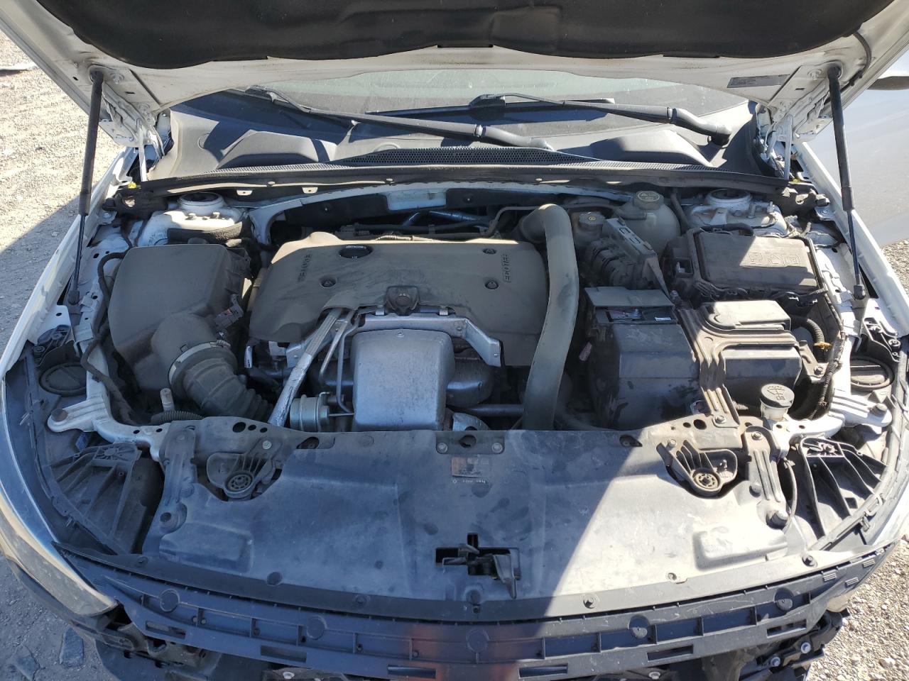 2018 Buick Regal - Image 11
