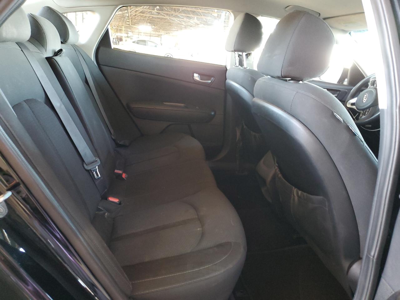 2018 Kia Optima - Image 10