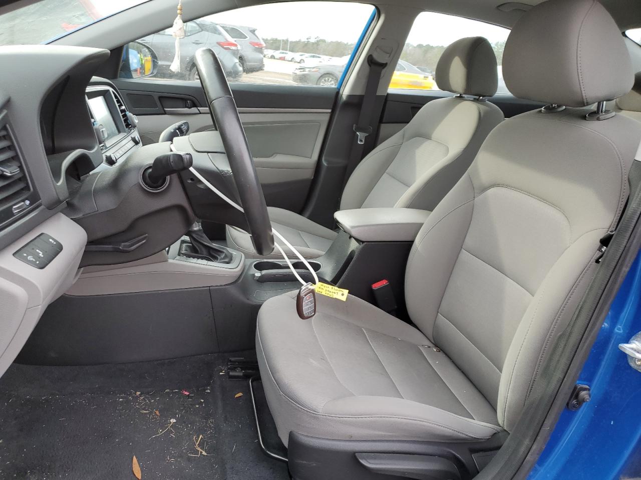 2018 Hyundai Elantra - Image 7