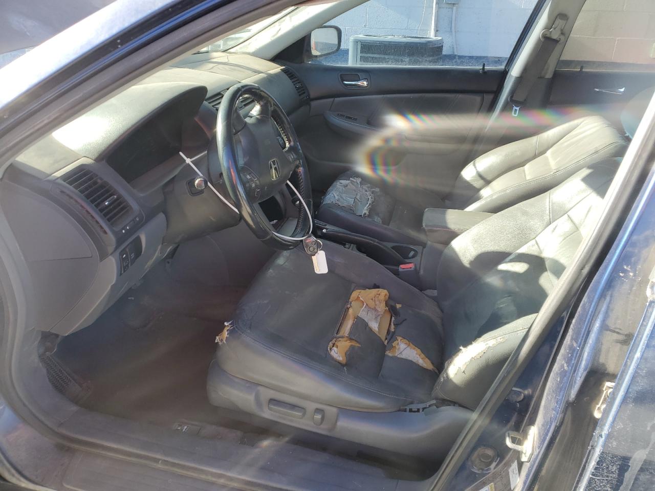 2004 Honda Accord - Image 7