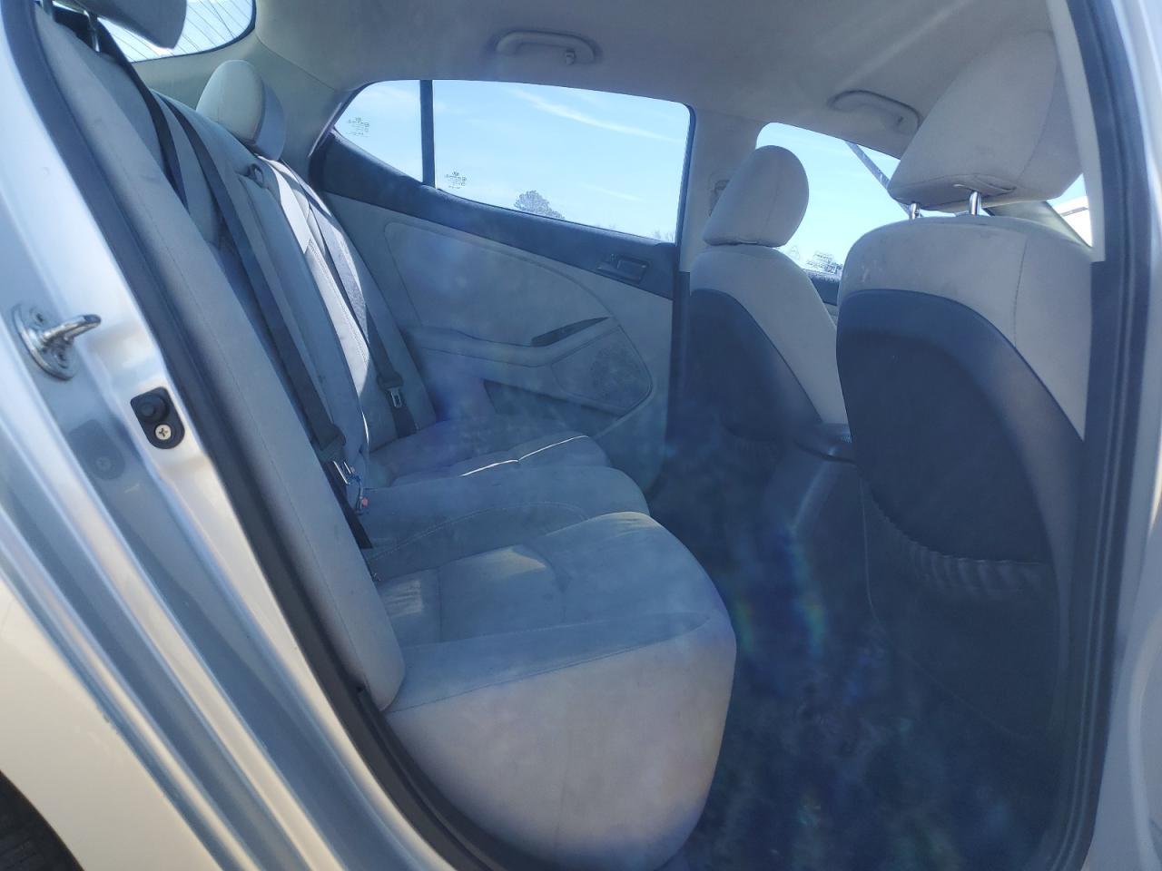 2013 Kia Optima - Image 10
