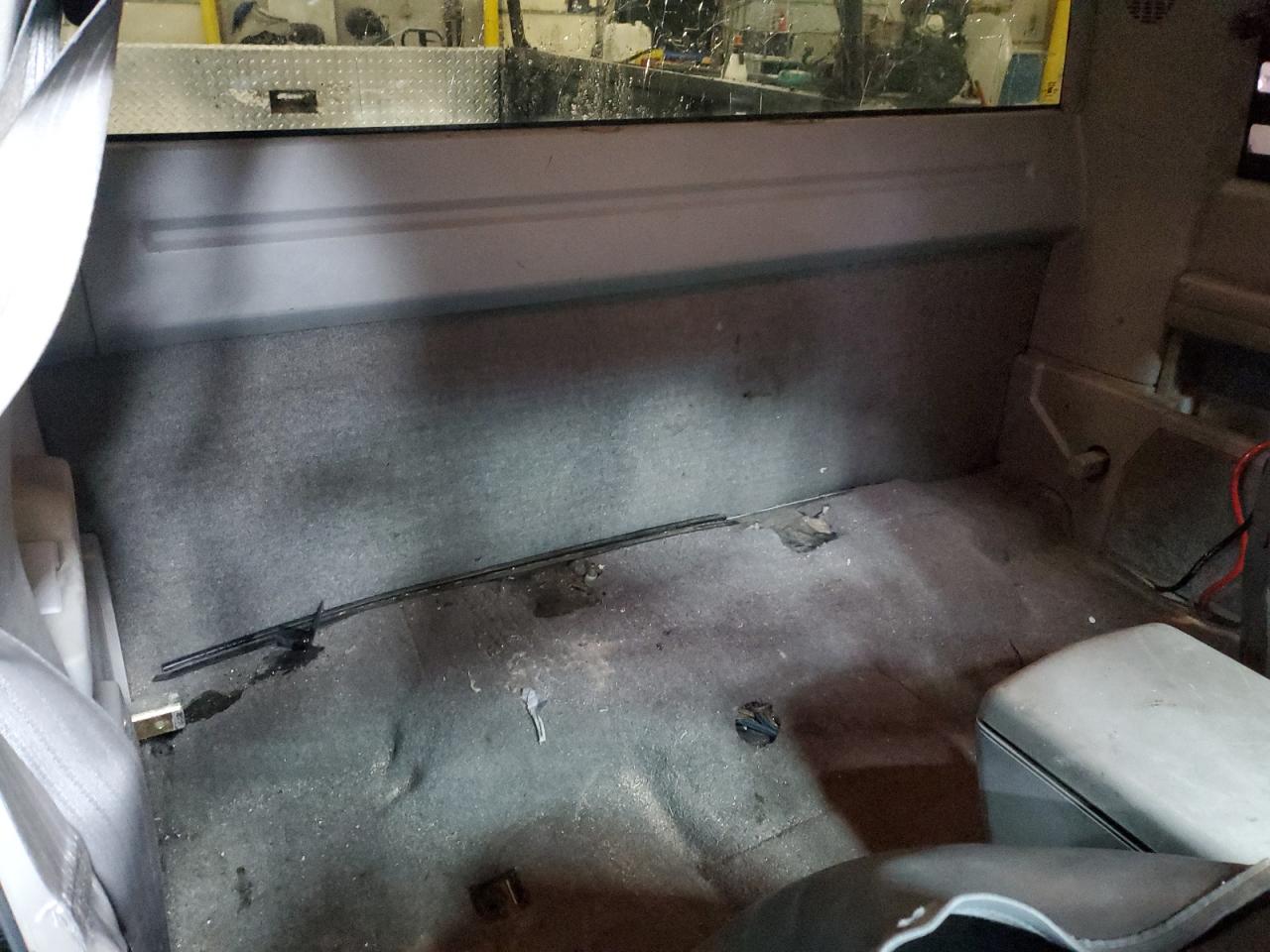 1992 Chevrolet Gmt-400 K2500 VIN: 2GCFK29K8N1210667 Lot: 70644445