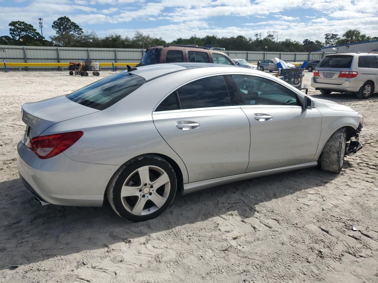 2015 Mercedes-Benz CLA-klasse - Image 3
