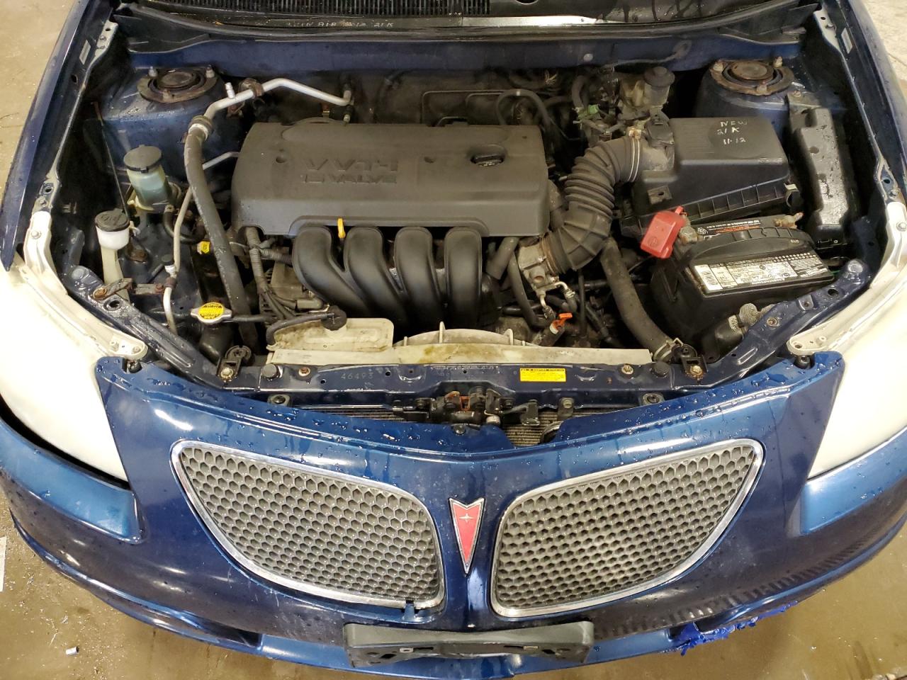 2005 Pontiac Vibe - Image 11