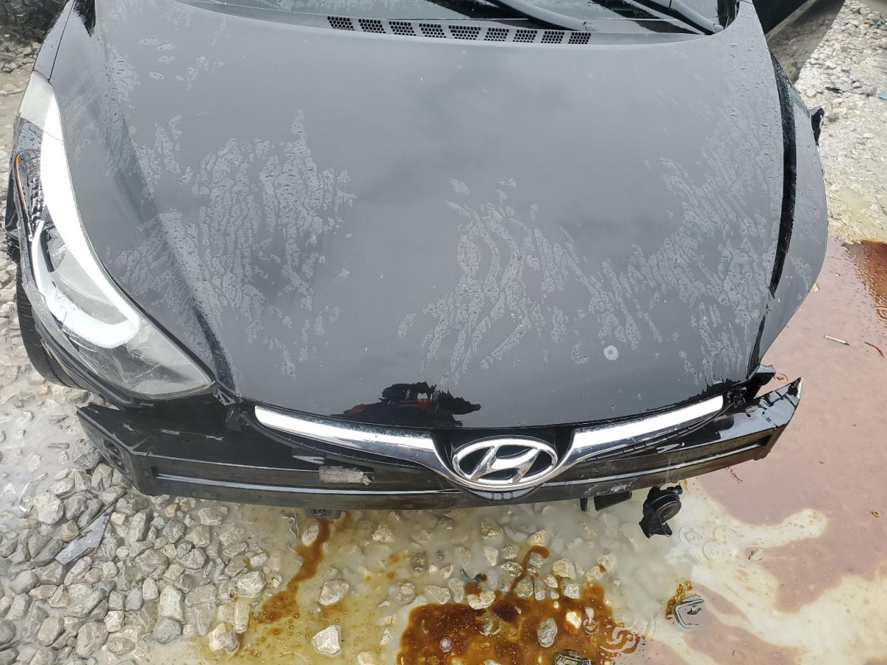 2016 Hyundai Elantra - Image 11
