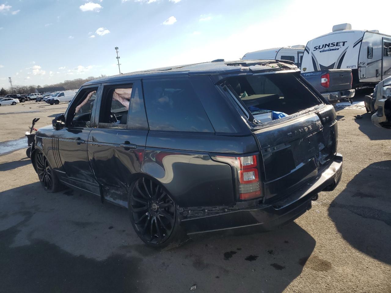 2014 Land Rover Range Rover - Image 2