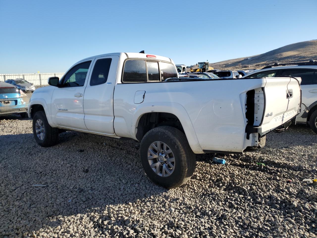 2019 Toyota Tacoma - Image 2