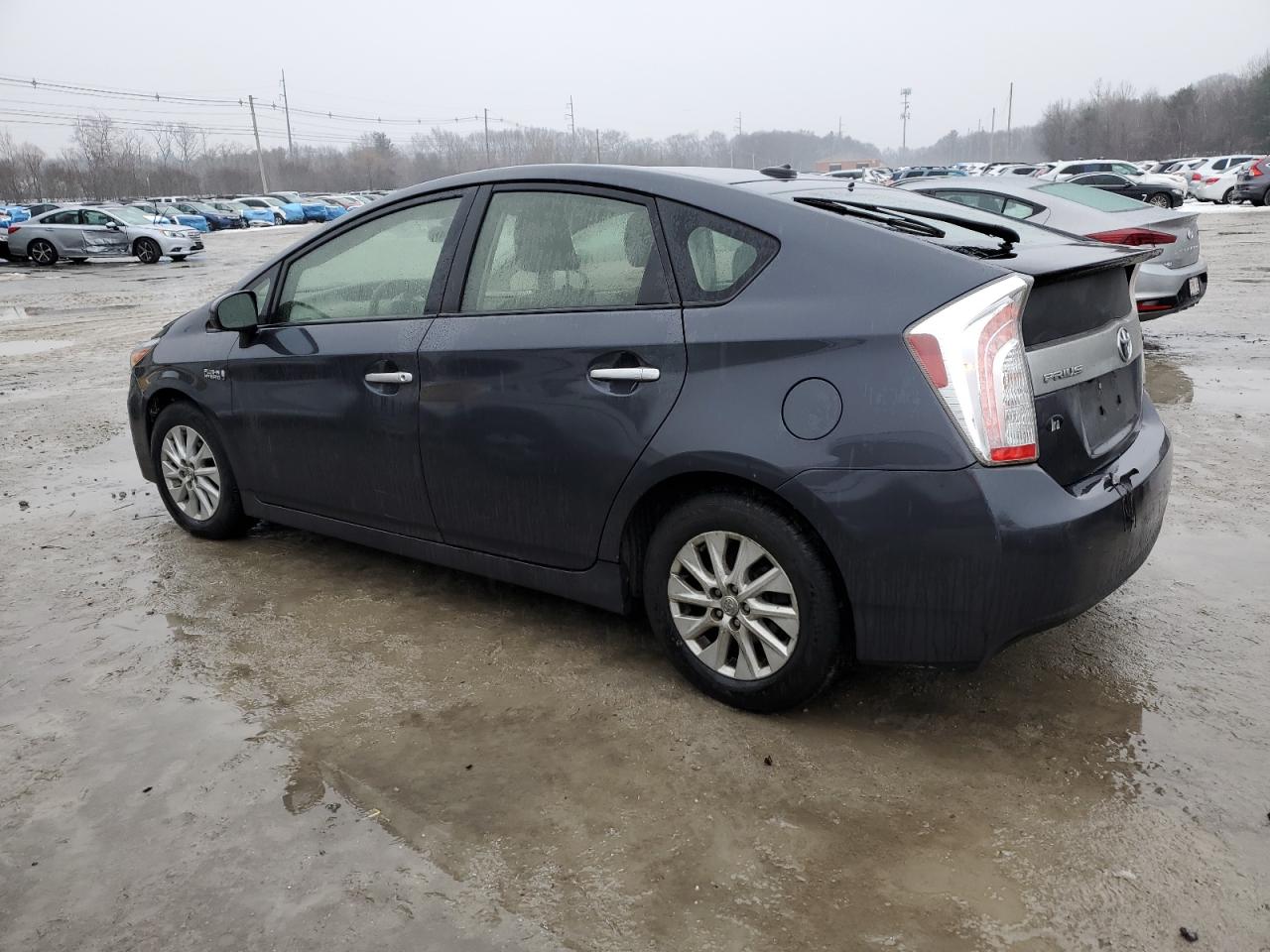 2013 Toyota Prius - Image 2
