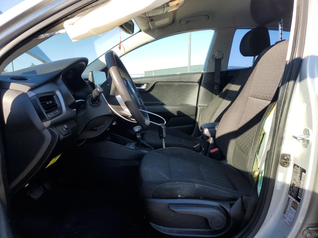 2021 Kia Rio - Image 7