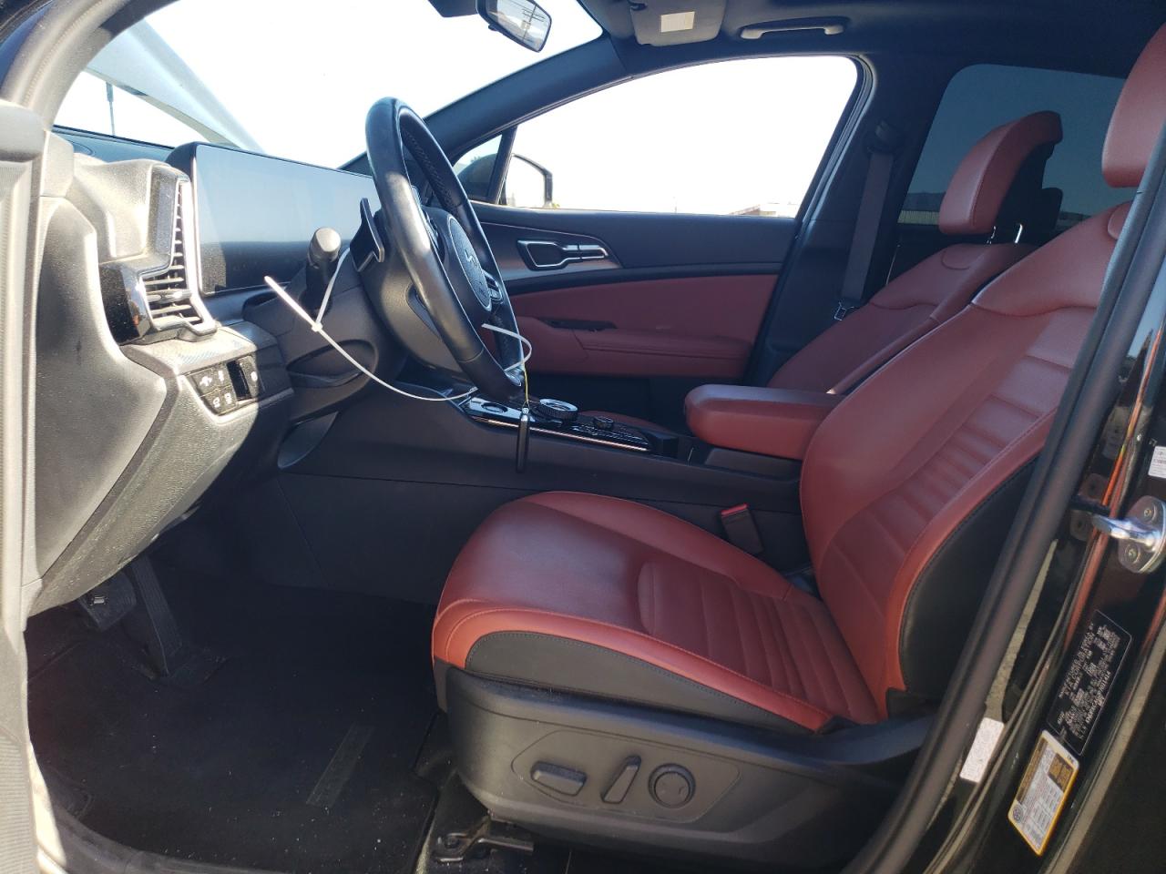 2023 Kia Sportage - Image 7