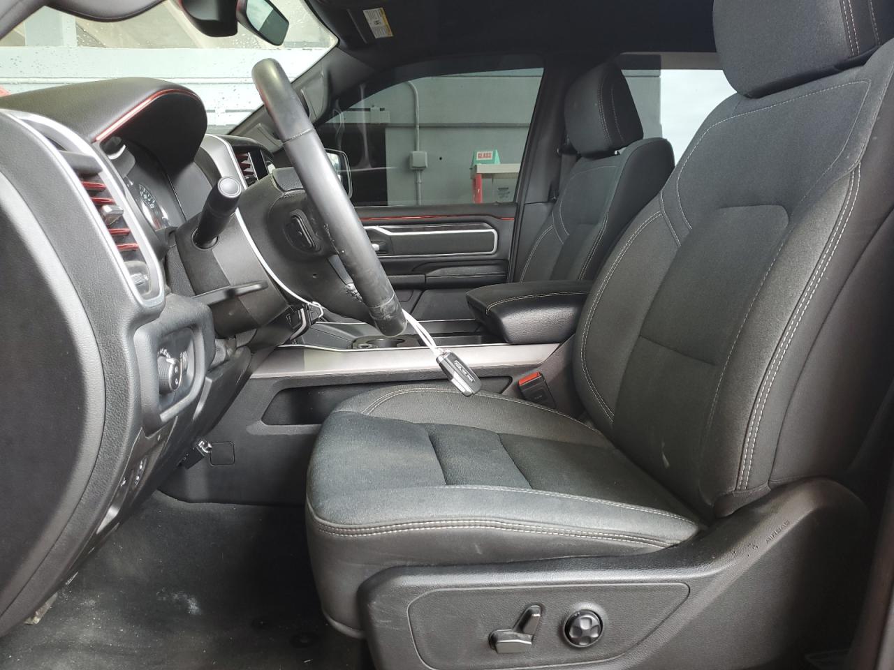 2021 RAM 1500 - Image 7
