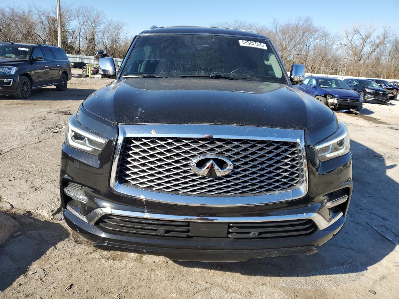 2018 Infiniti QX80 - Image 5