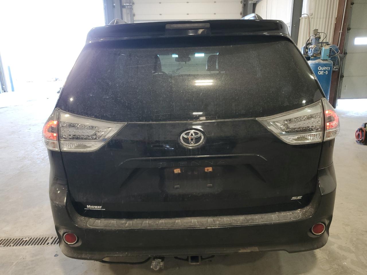 2012 Toyota Sienna - Image 6